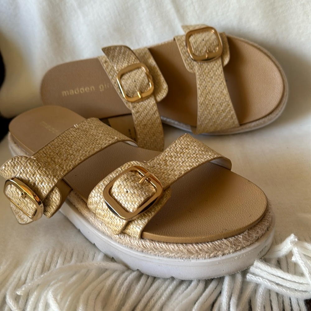 Madden Girl Woven Sandals Size 8.5
